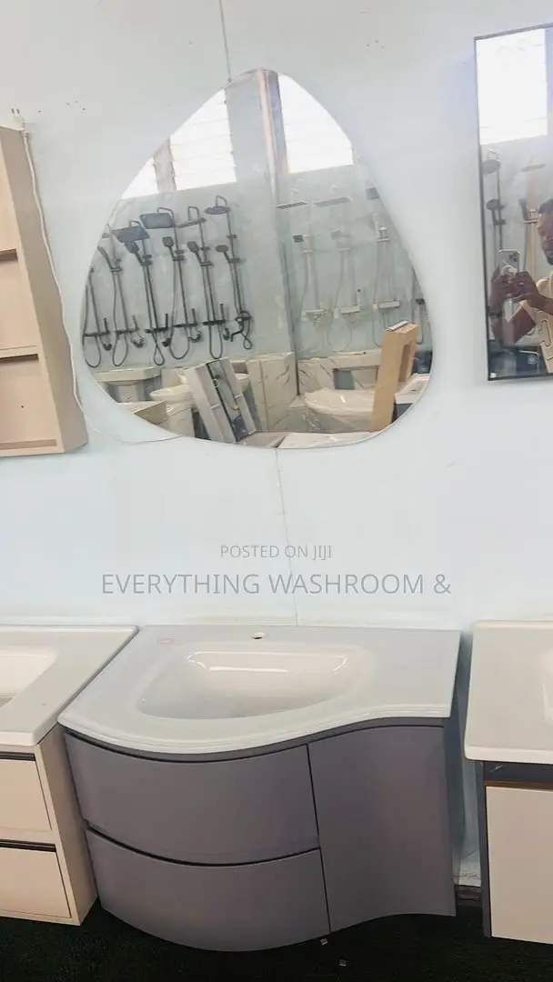 Modern Grey Curved Bathroom Vanity/Basin With Led Illuminated Mirror