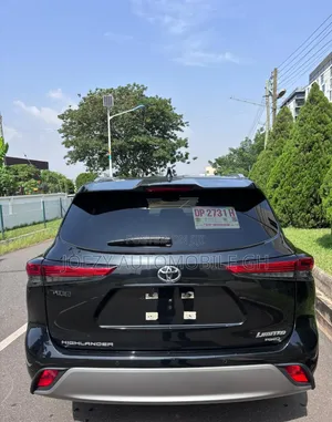 Toyota Highlander 2023 Black