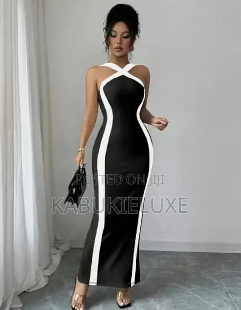 Elegant Black White Bodycon Maxi Dress – Sleek Classy