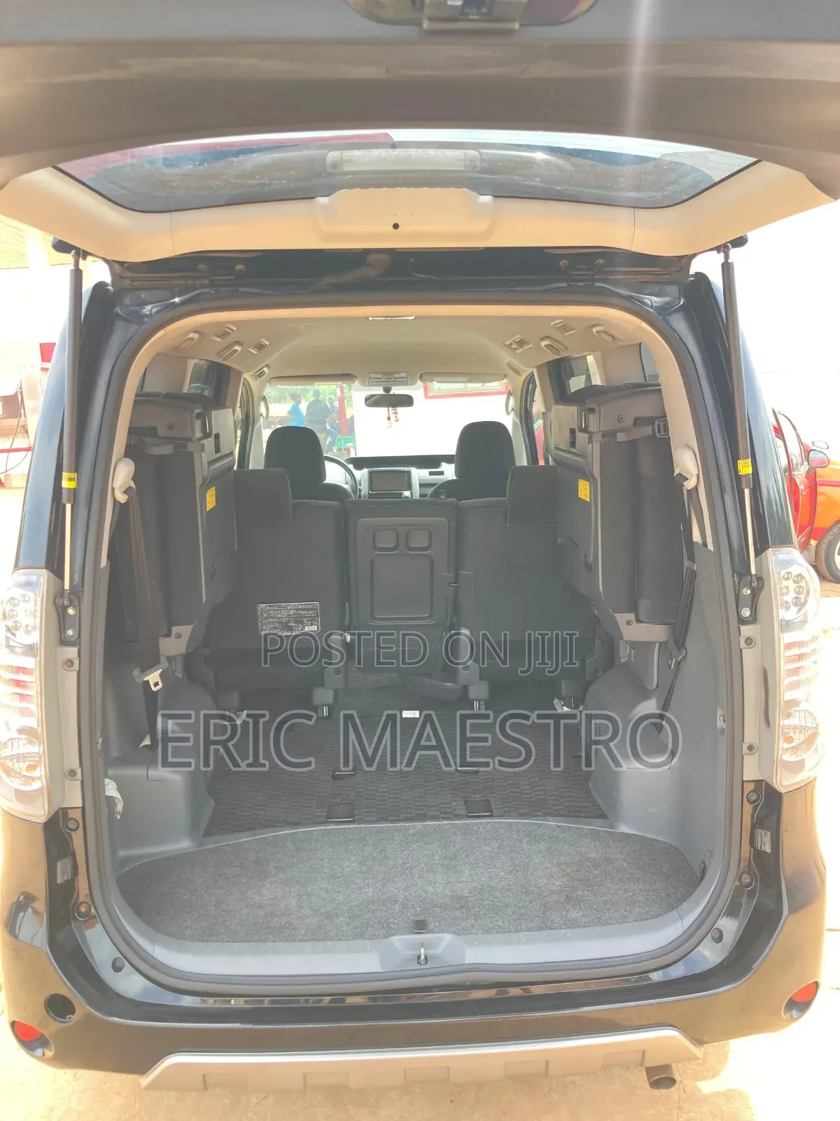 Toyota Voxy 2010 Black