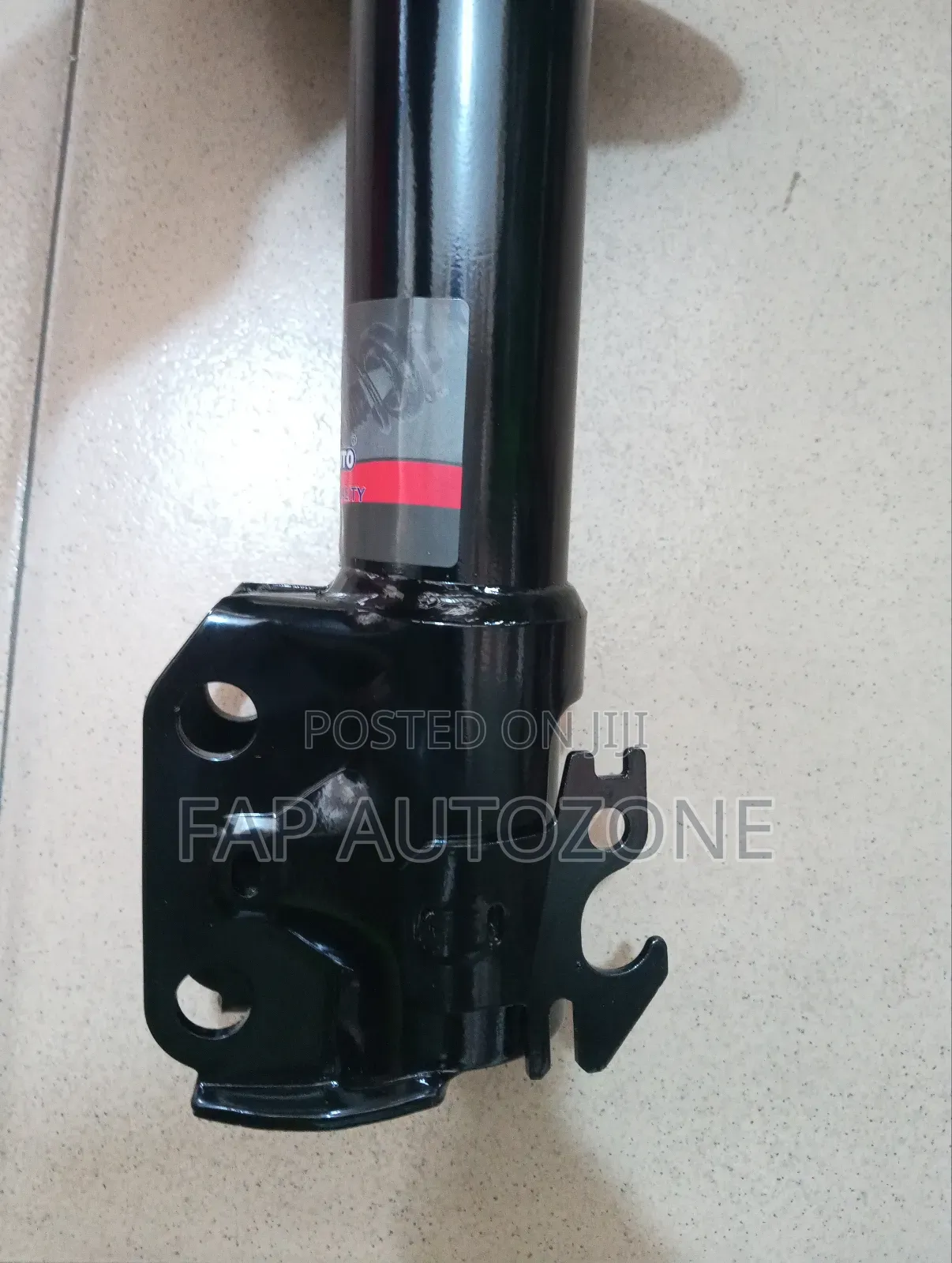 0387. Original Toyota Yaris Shock / Strut Absorber Imported From Usa