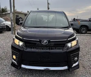Toyota Voxy 2015 Black
