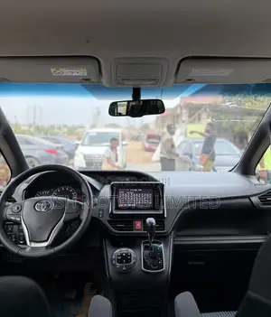 Toyota Voxy 2015 Black