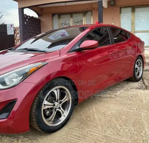 Hyundai Elantra Limited Sedan FWD (1.8L 4cyl 6A) 2016 Red