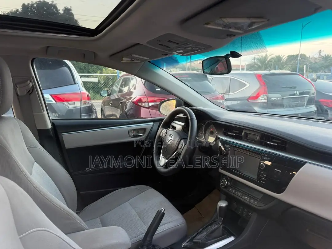 Toyota Corolla 2017 White