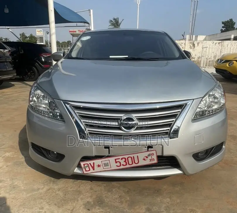Nissan Sentra 2015 Silver