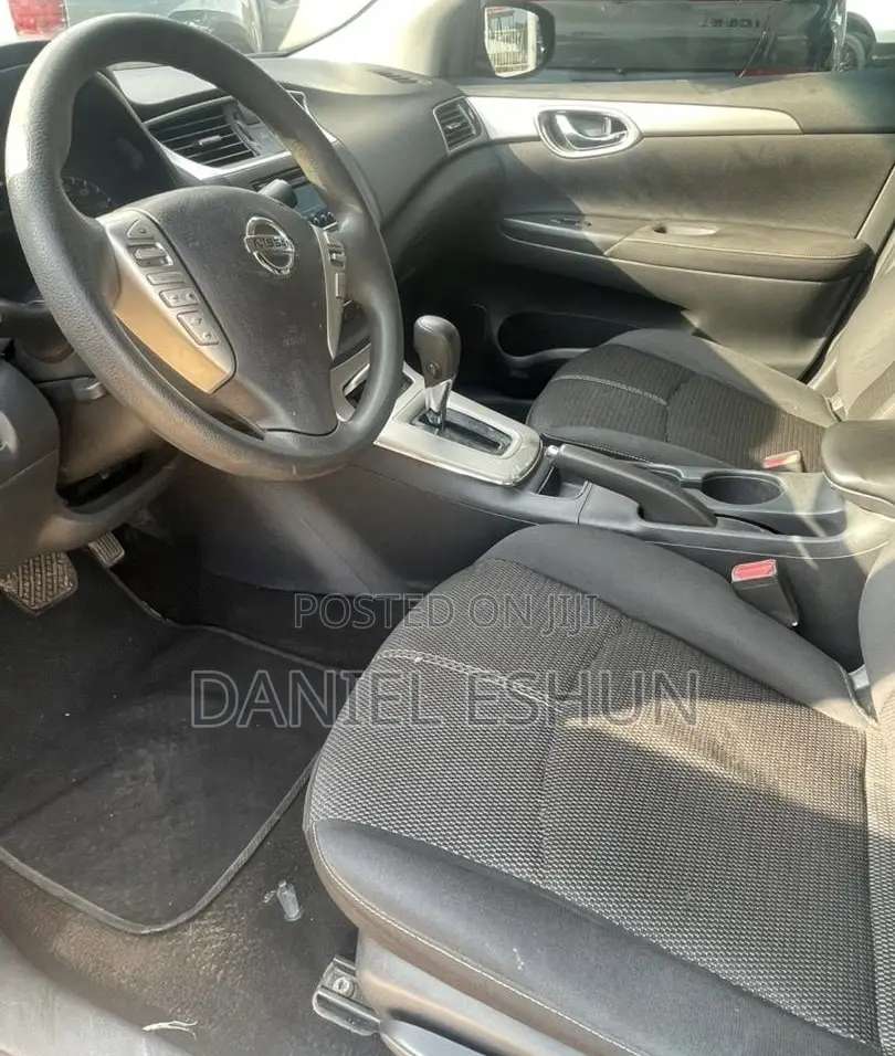 Nissan Sentra 2015 Silver
