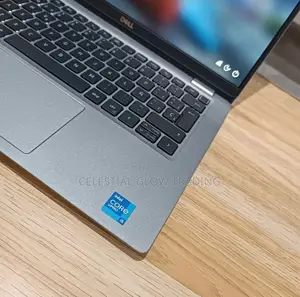 Laptop Dell Latitude 5320 16GB Intel Core i5 SSD 256GB