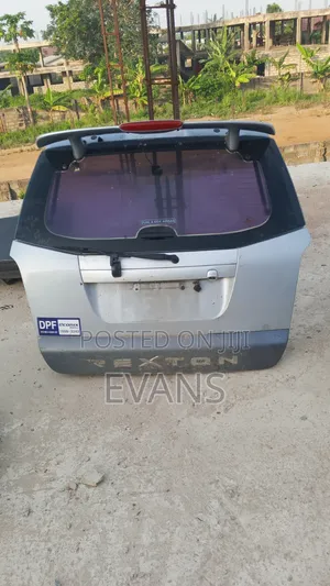 Rexton Back Boot