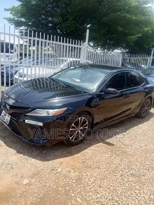 Toyota Camry XSE FWD (2.5L 4cyl 8AM) 2018 Black