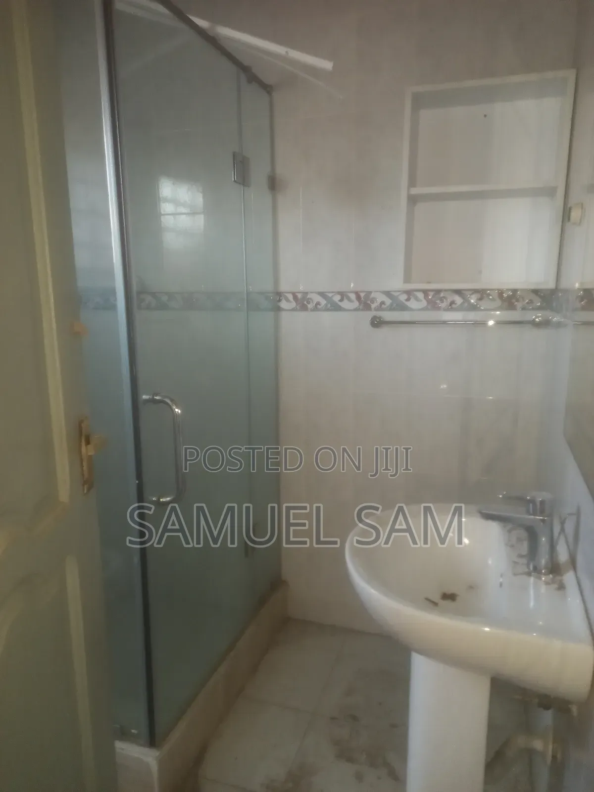3bdrm House in Tema Community 3 for rent