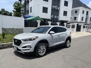 Hyundai Tucson 2017 Gray