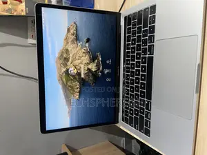 Laptop Apple MacBook Pro 2019 256GB Intel Core i5 SSD 256GB