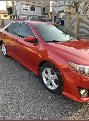 Toyota Camry 2014 Red