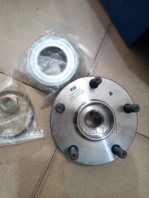 0815. Original Toyota Highlander Wheel Bearing and Hub From Usa
