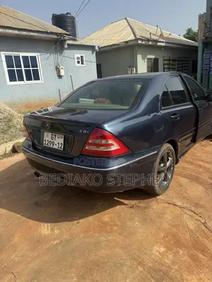 Mercedes-Benz C230 2004 Blue