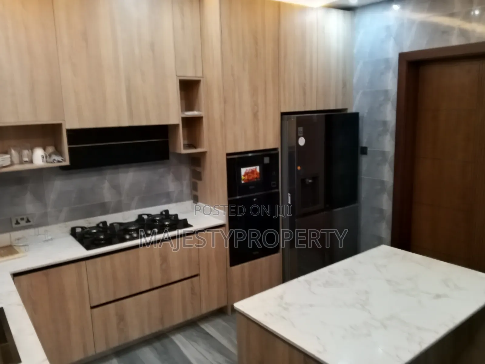 Newly Built Airbnb 5 Bedrooms Selfcompound for Rent at Ashley Botwe