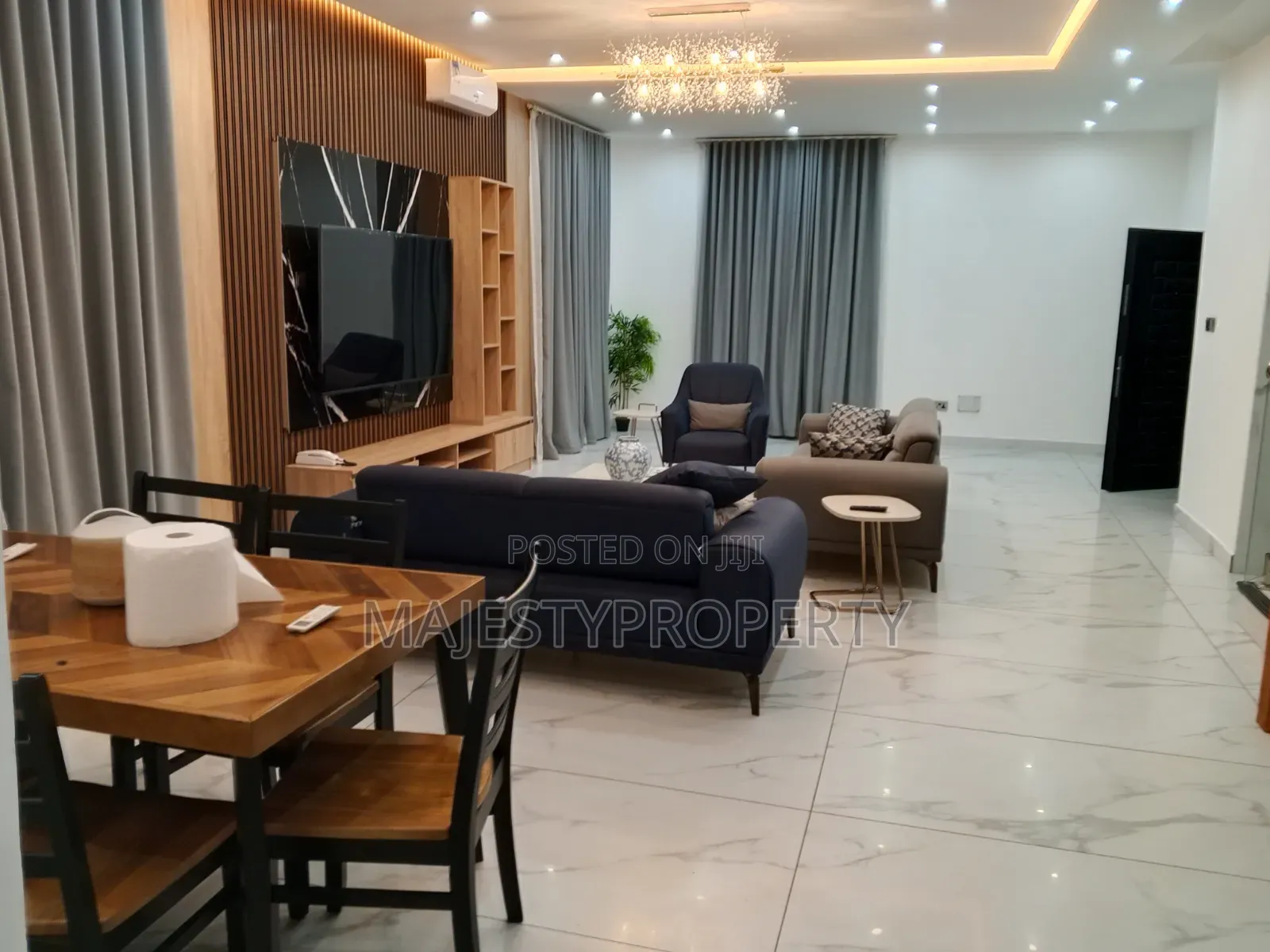 Newly Built Airbnb 5 Bedrooms Selfcompound for Rent at Ashley Botwe