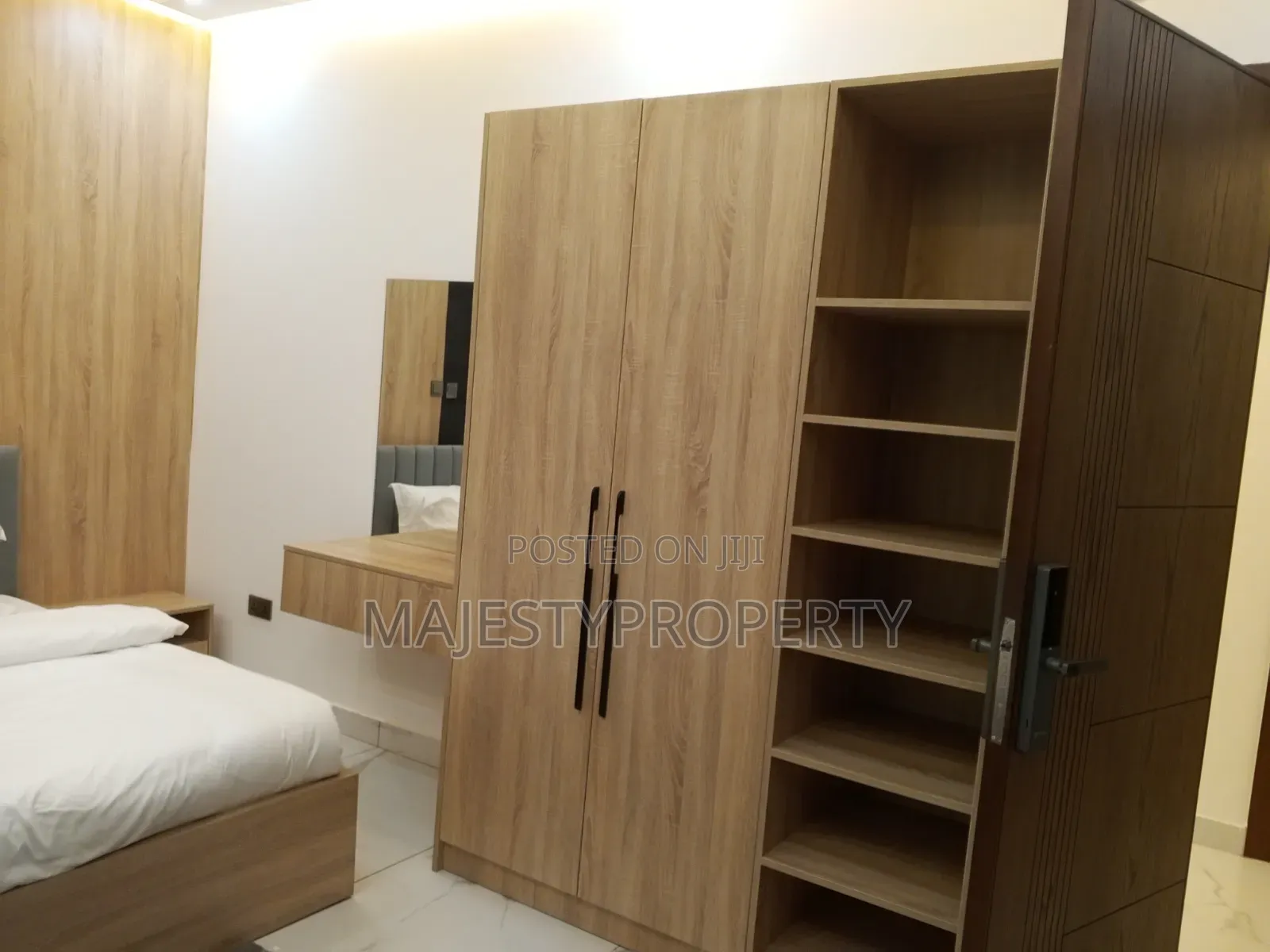 Newly Built Airbnb 5 Bedrooms Selfcompound for Rent at Ashley Botwe