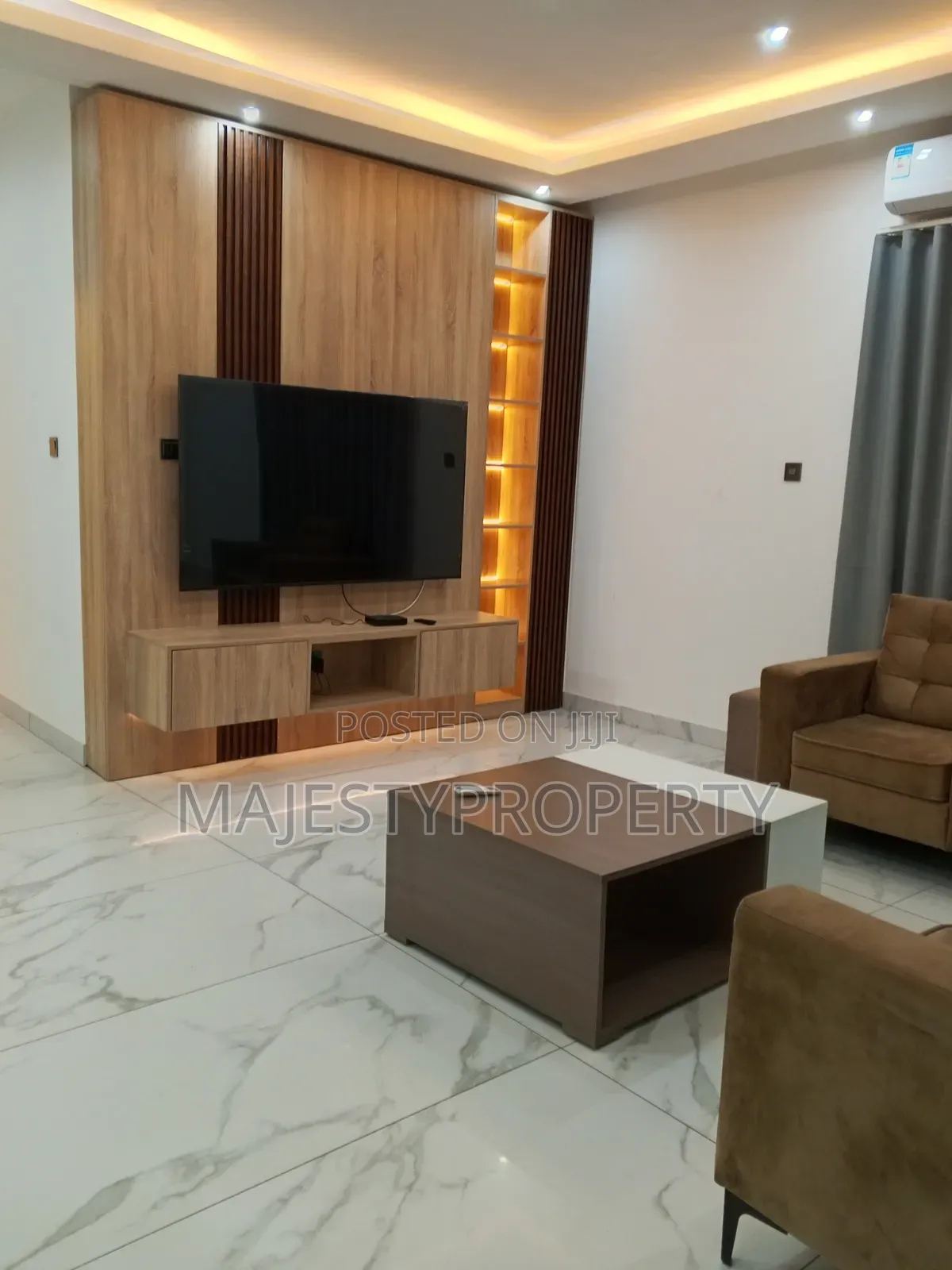 Newly Built Airbnb 5 Bedrooms Selfcompound for Rent at Ashley Botwe
