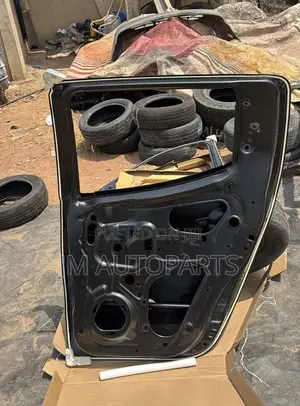 Mitsubishi L200 2015-2019 Back Door Right Side