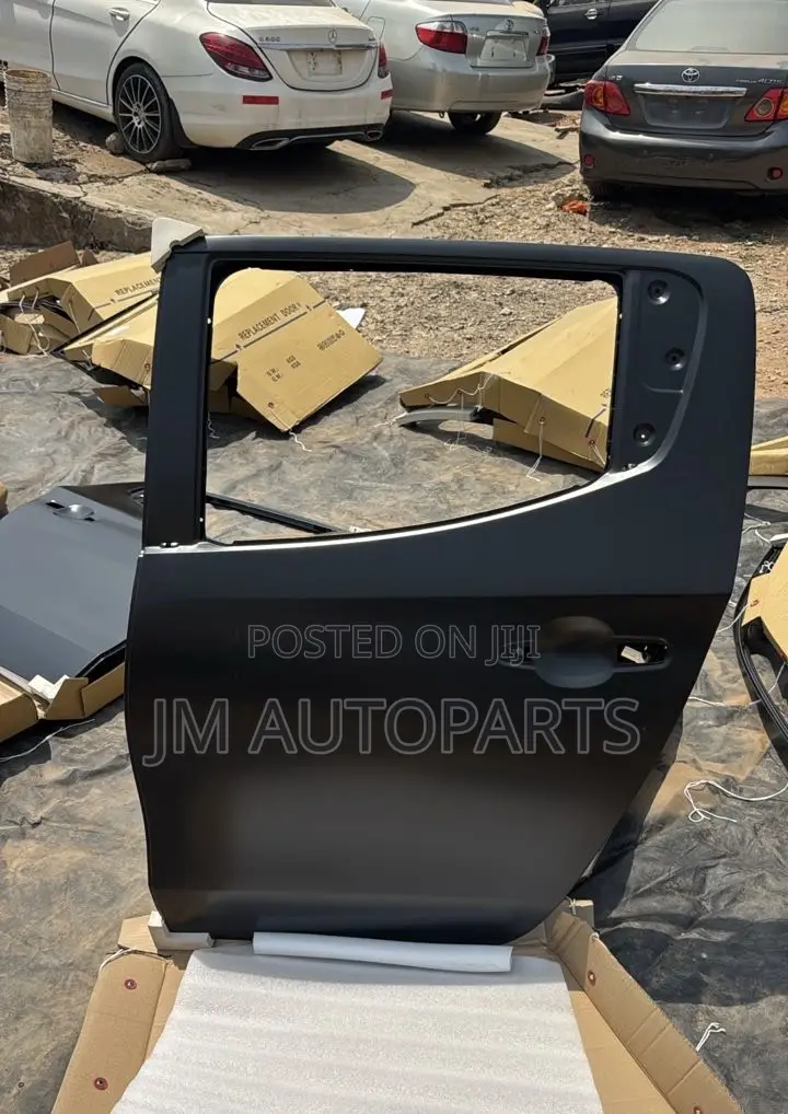 Mitsubishi L200 2015-2019 Back Door Left Side