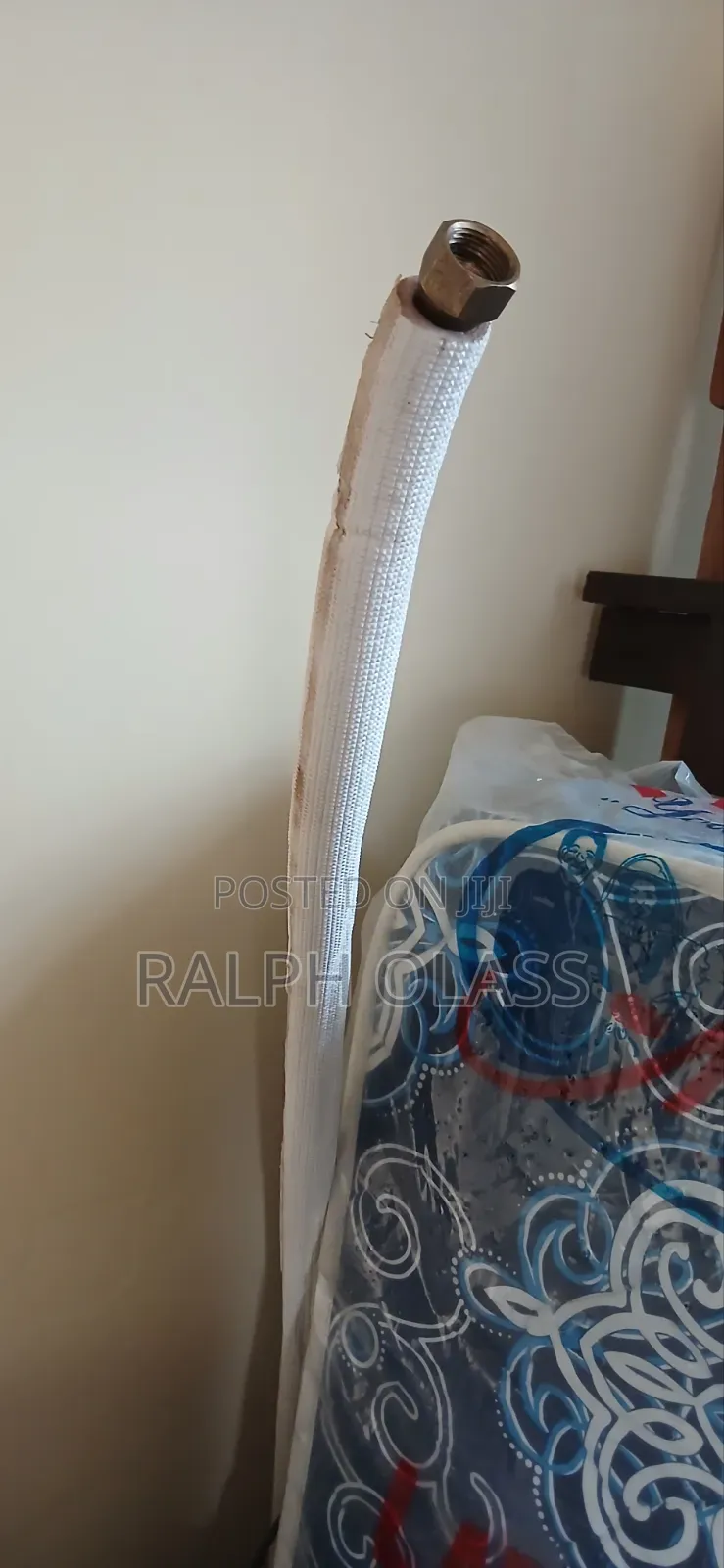 White Western House Ac