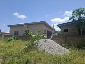 5bdrm Block of Flats in Sammy, Ga South Municipal for sale