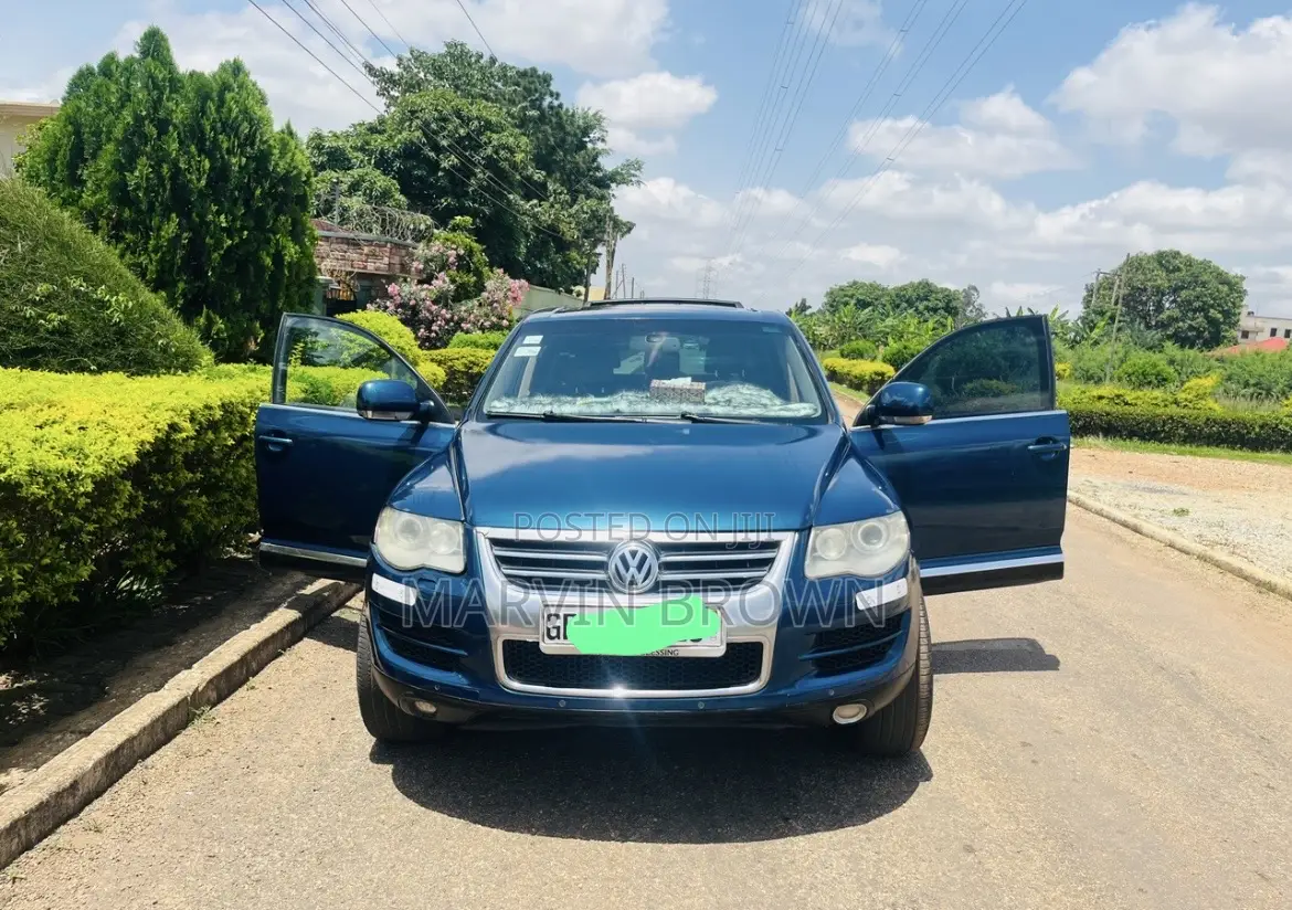 Volkswagen Touareg V6 TDI 2010 Blue