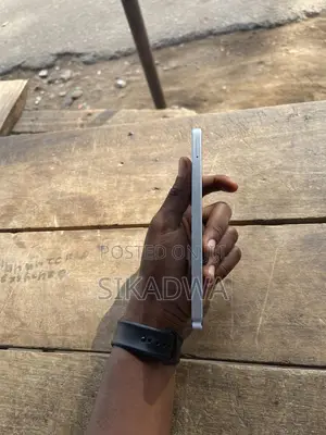Samsung Galaxy A06 64 GB Gray
