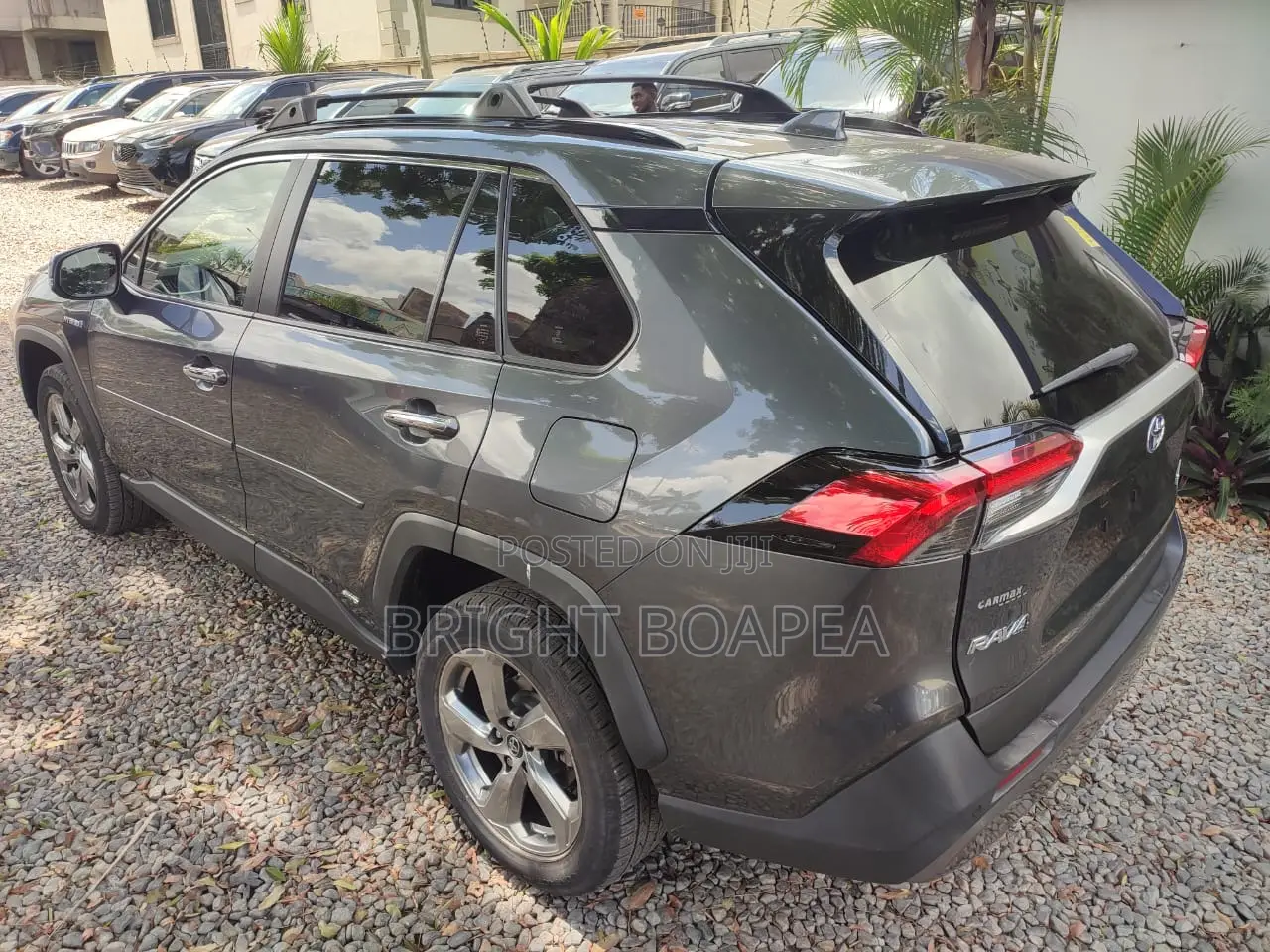 Toyota RAV4 Limited AWD 2019 Gray