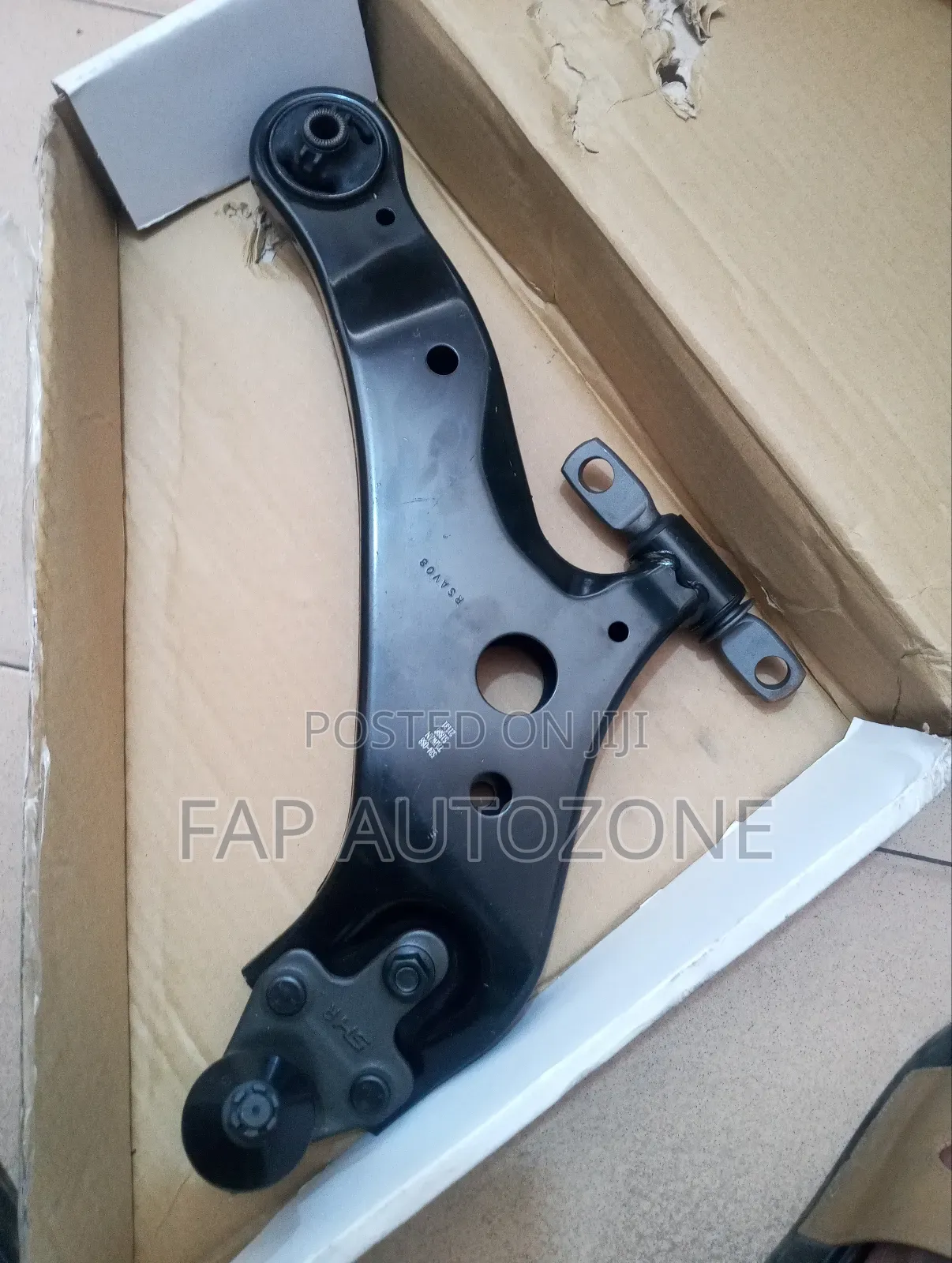 0621. Original Toyota Highlander Lower Arm Imported From Usa