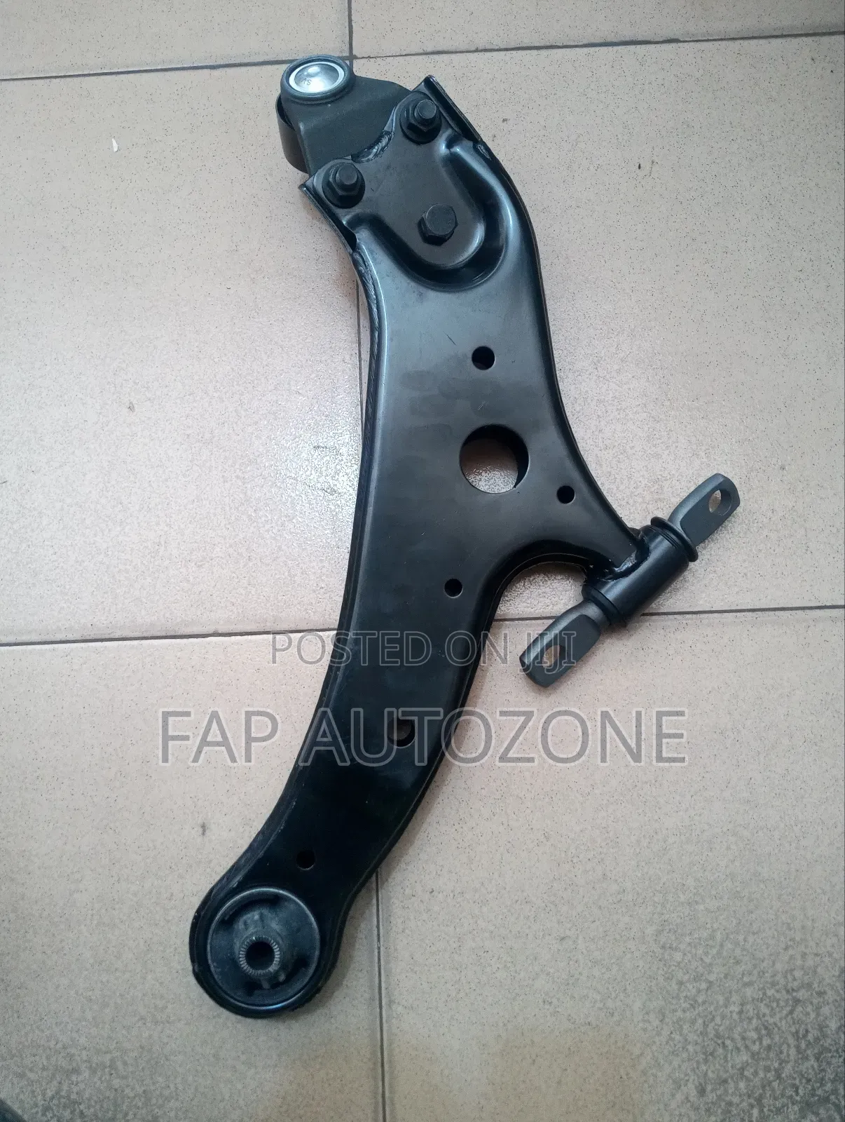 0621. Original Toyota Highlander Lower Arm Imported From Usa