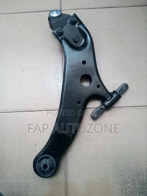 0621. Original Toyota Highlander Lower Arm Imported From Usa