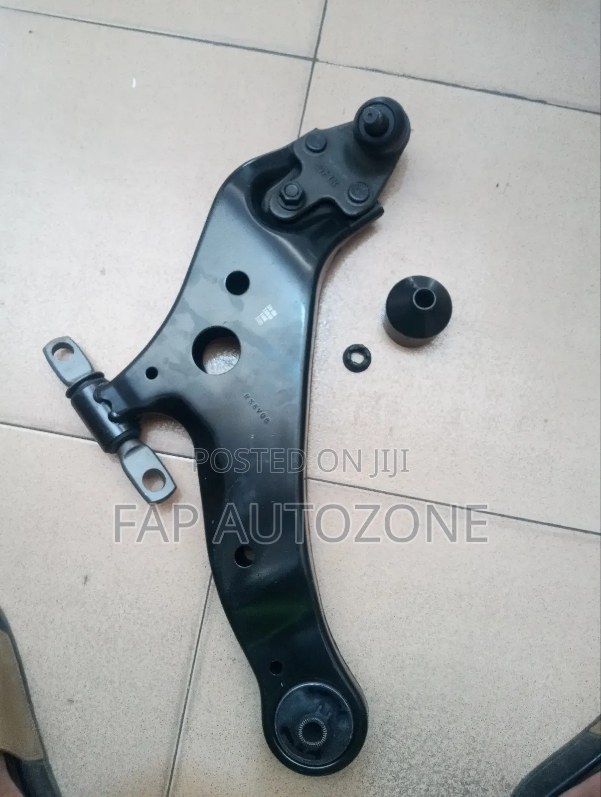 0621. Original Toyota Highlander Lower Arm Imported From Usa