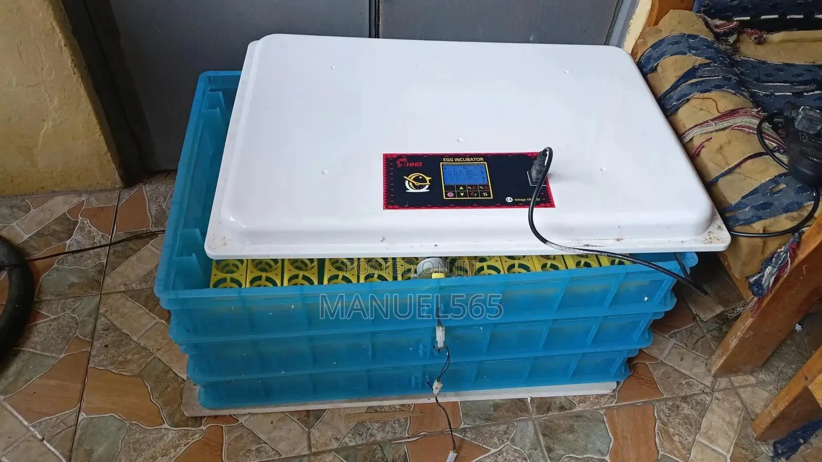 Automatic Incubator