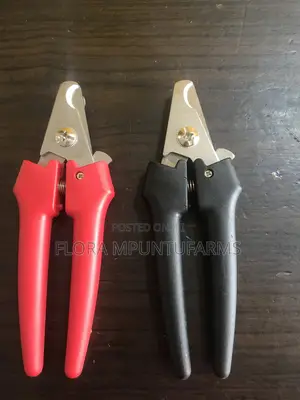 Manual Debeaker