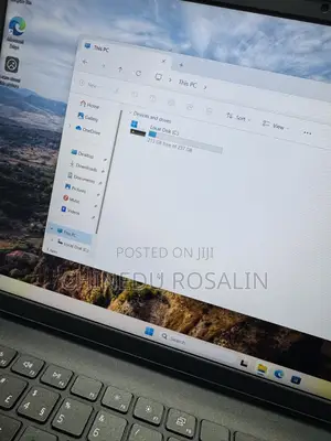 Laptop Dell Vostro 3520 16GB Intel Core i5 SSD 256GB