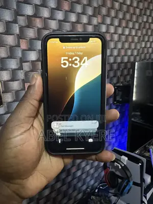 Apple iPhone XR 128 GB White