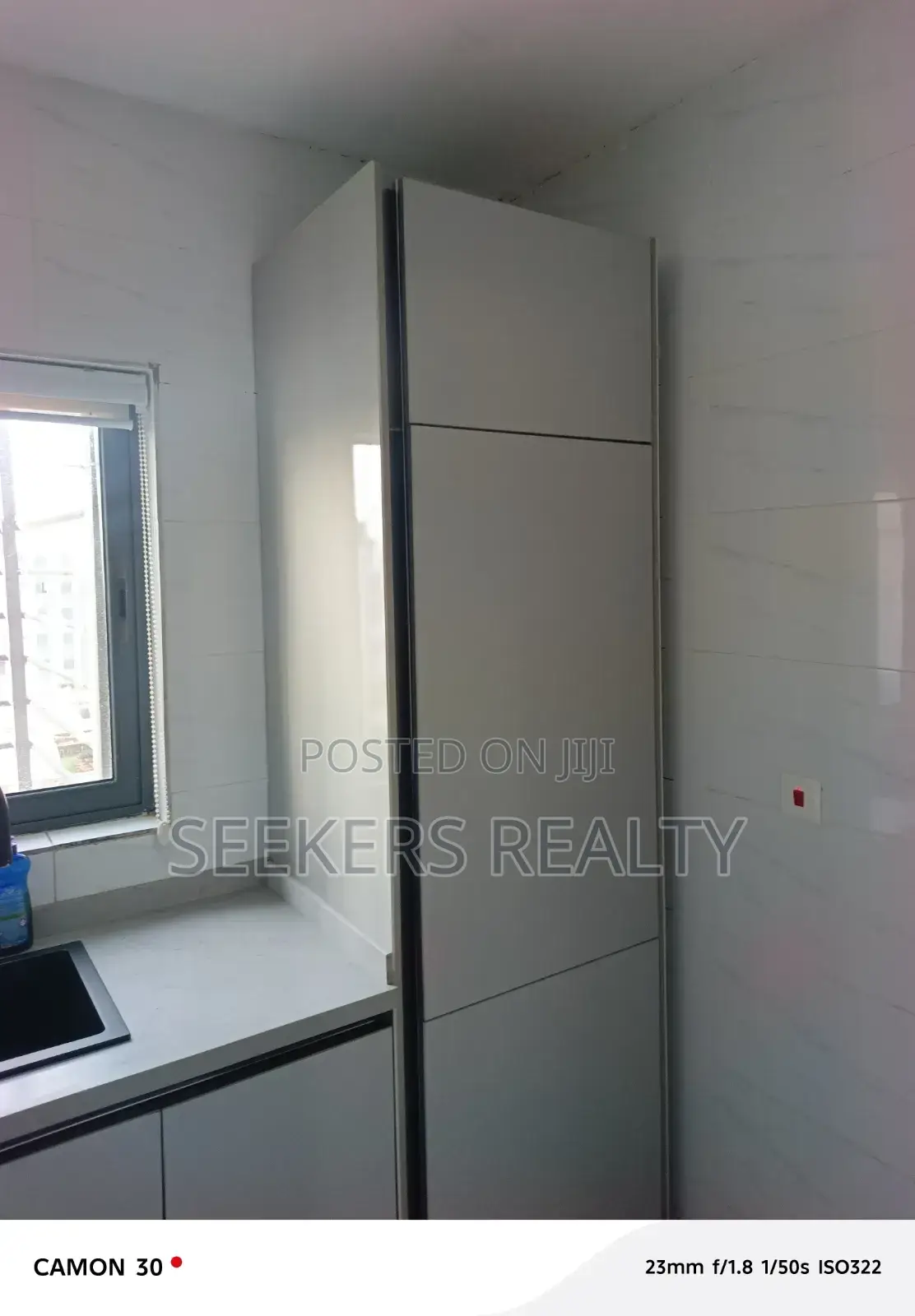 Furnished 2bdrm Apartment in Seekers Realty, Oxford Street for rent