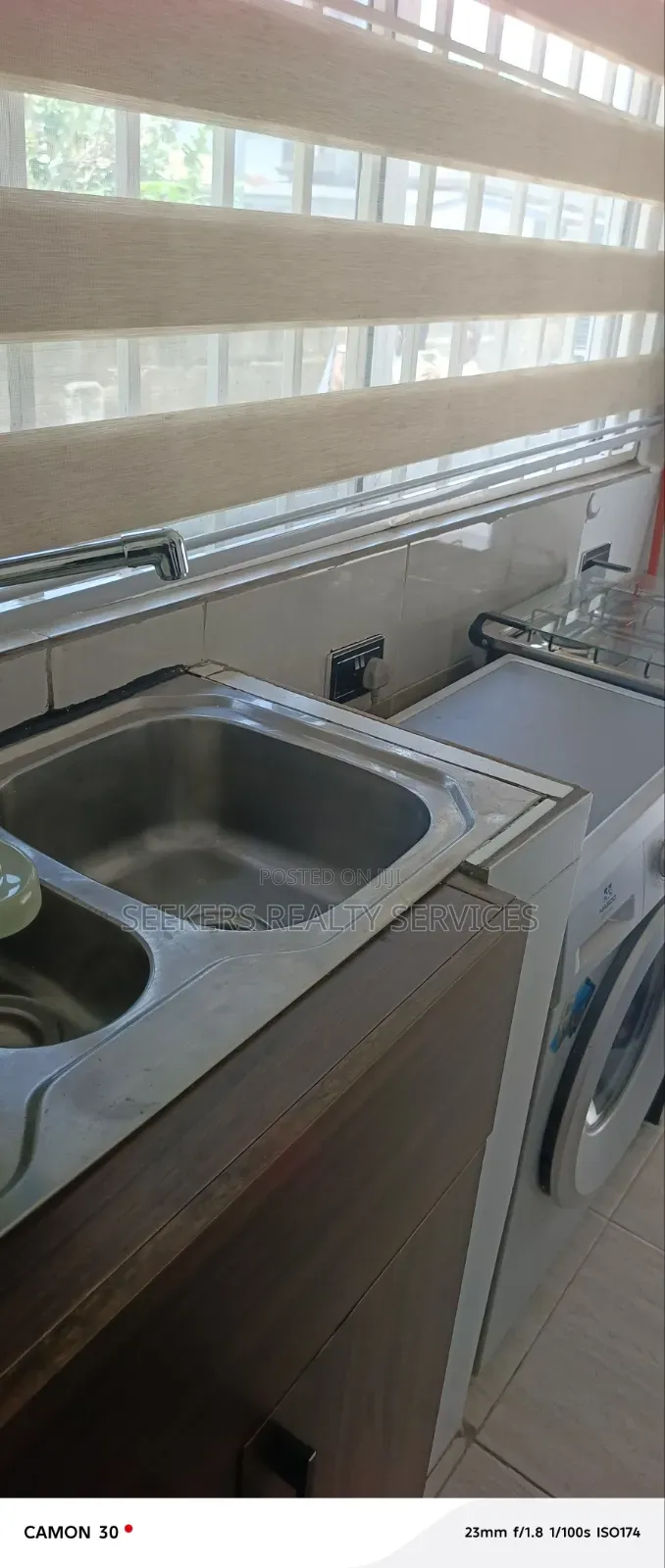 Furnished 1bdrm Apartment in Seekers Realty, Oxford Street for rent