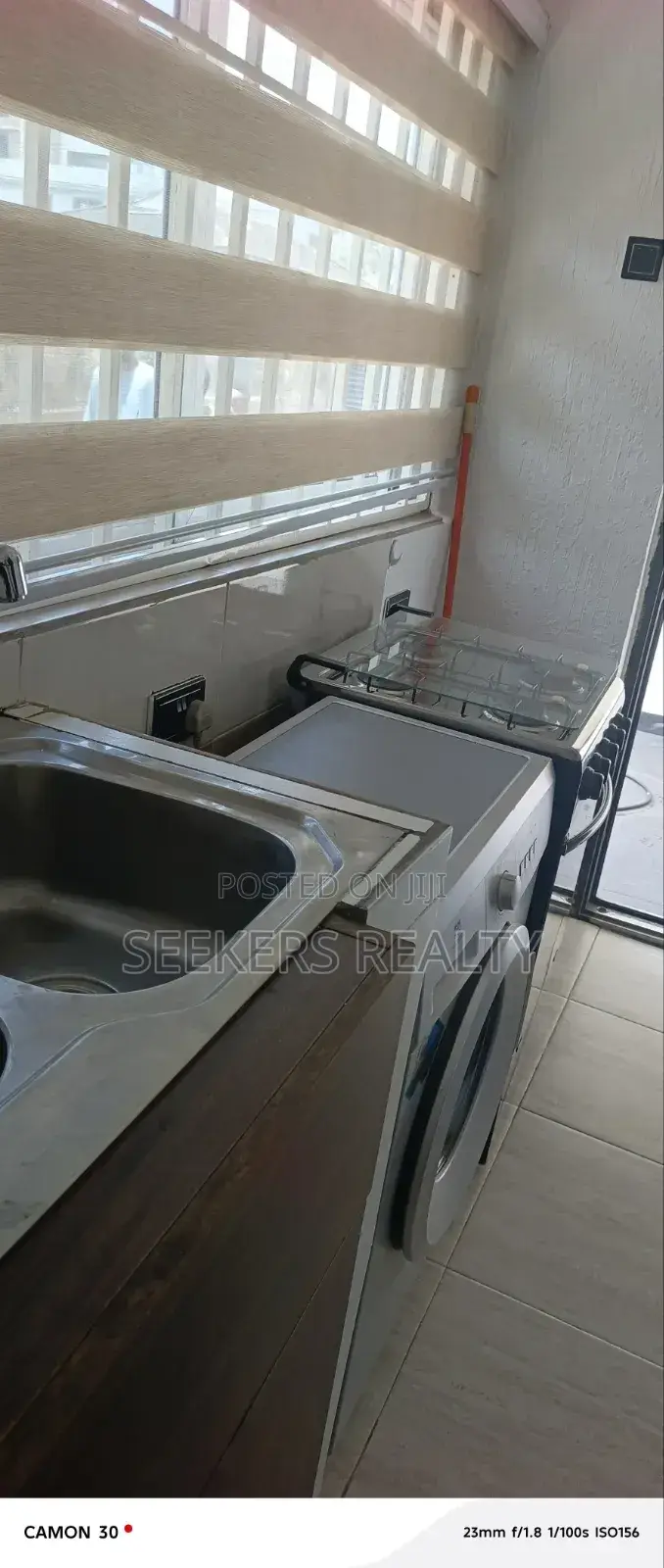 Furnished 1bdrm Apartment in Seekers Realty, Oxford Street for rent