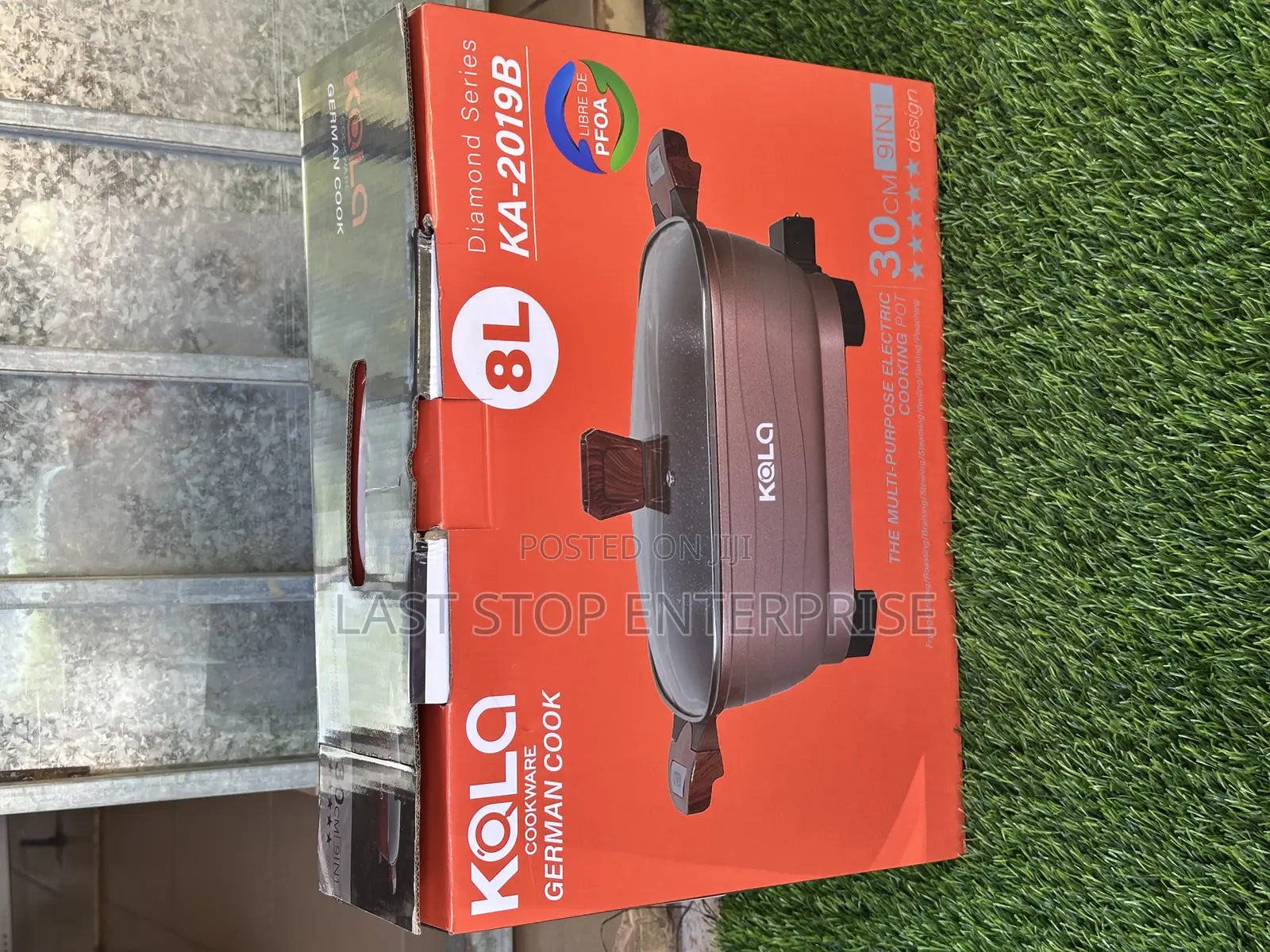 Quality and Classic Cooking Pot (8 Litres)