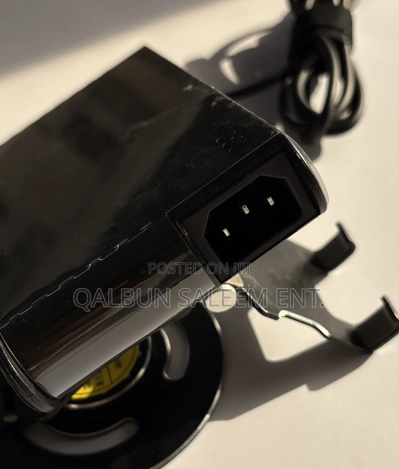 Brand-New Original Lenovo 20v 11.5a 230w Usb Laptop Adapter