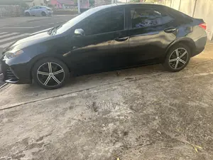 Toyota Corolla LE Eco (1.8L 4cyl 2A) 2019 Black