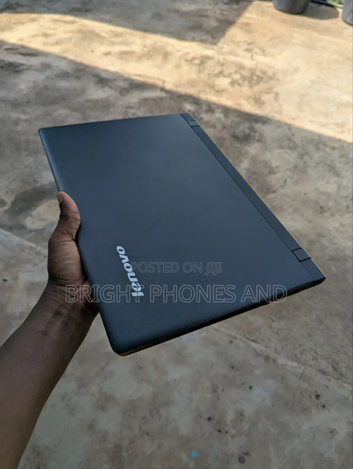 Laptop Lenovo IdeaPad 100 128GB Intel Core Ultra 5 HDD 1T