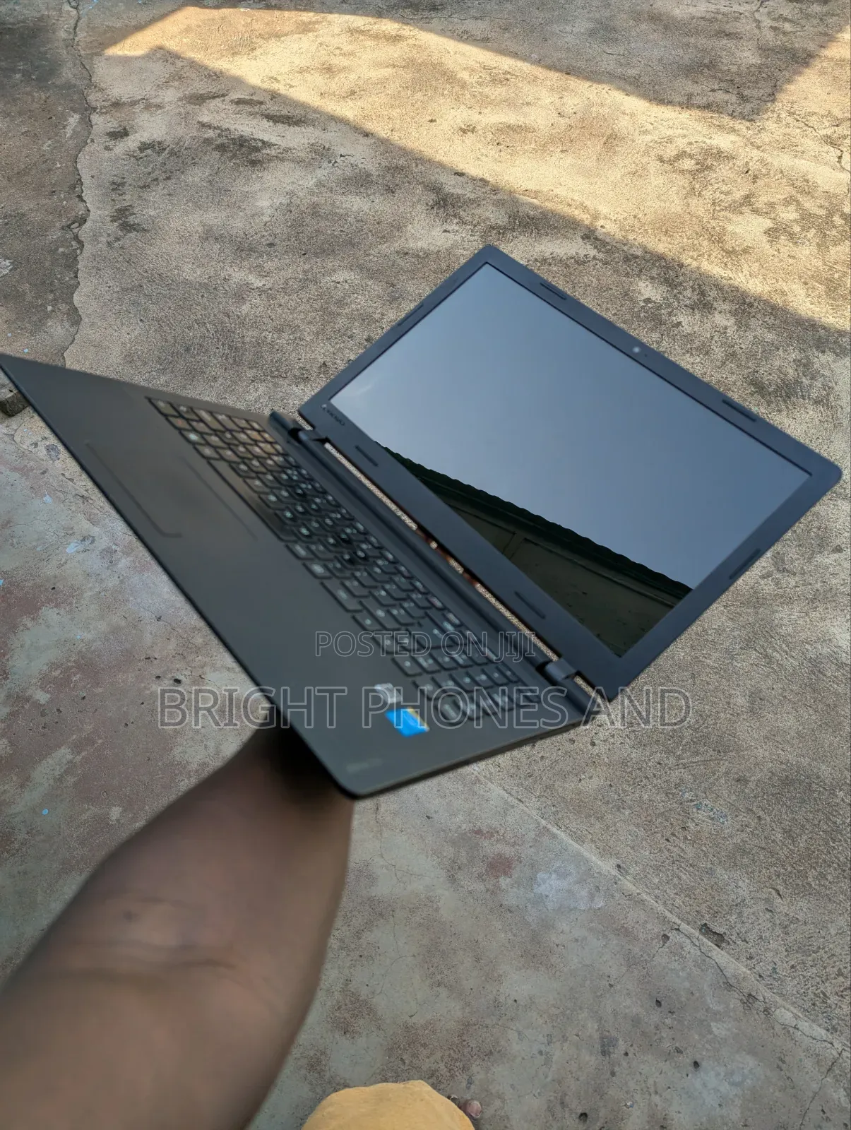 Laptop Lenovo IdeaPad 100 128GB Intel Core Ultra 5 HDD 1T