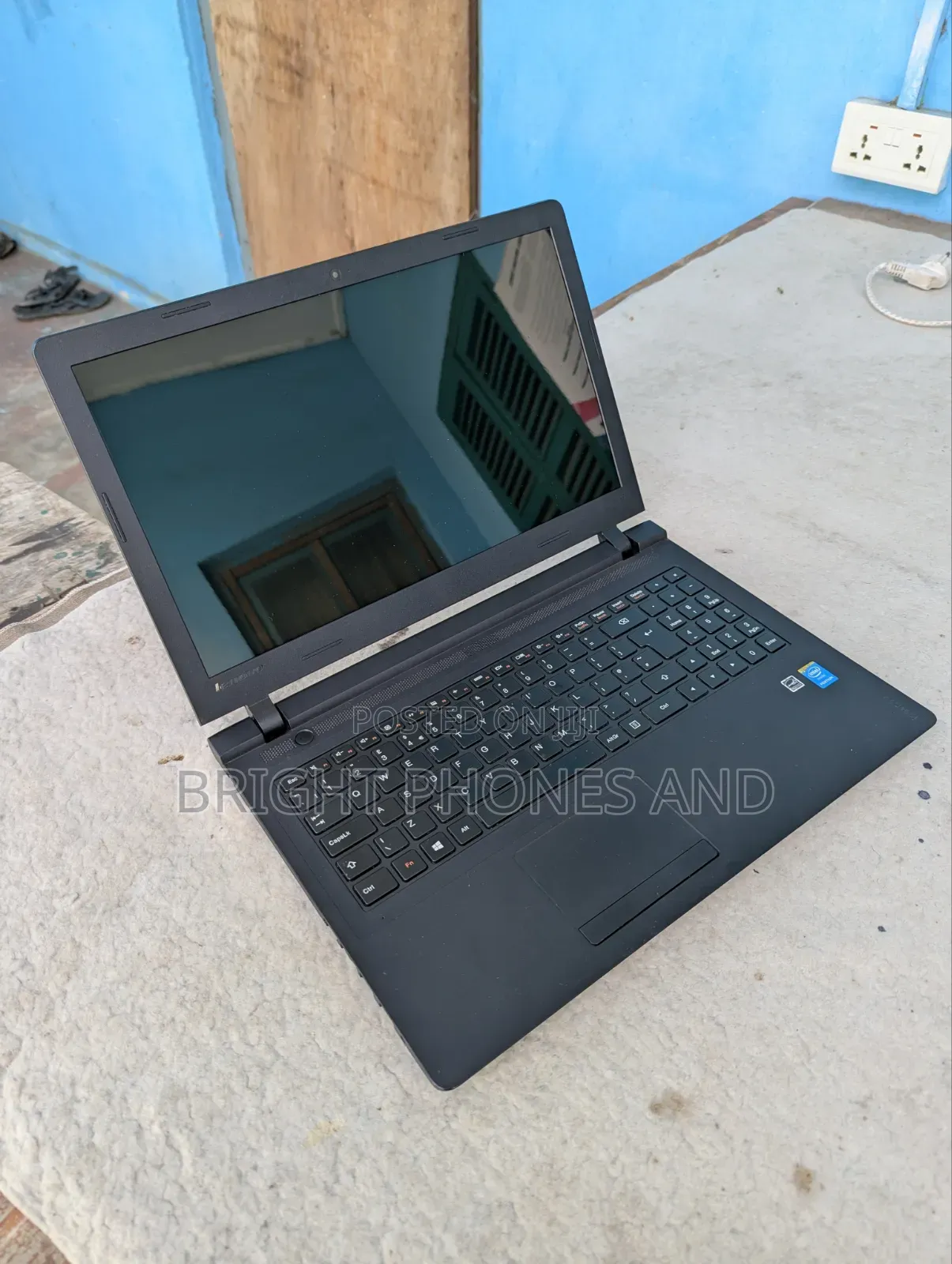 Laptop Lenovo IdeaPad 100 128GB Intel Core Ultra 5 HDD 1T