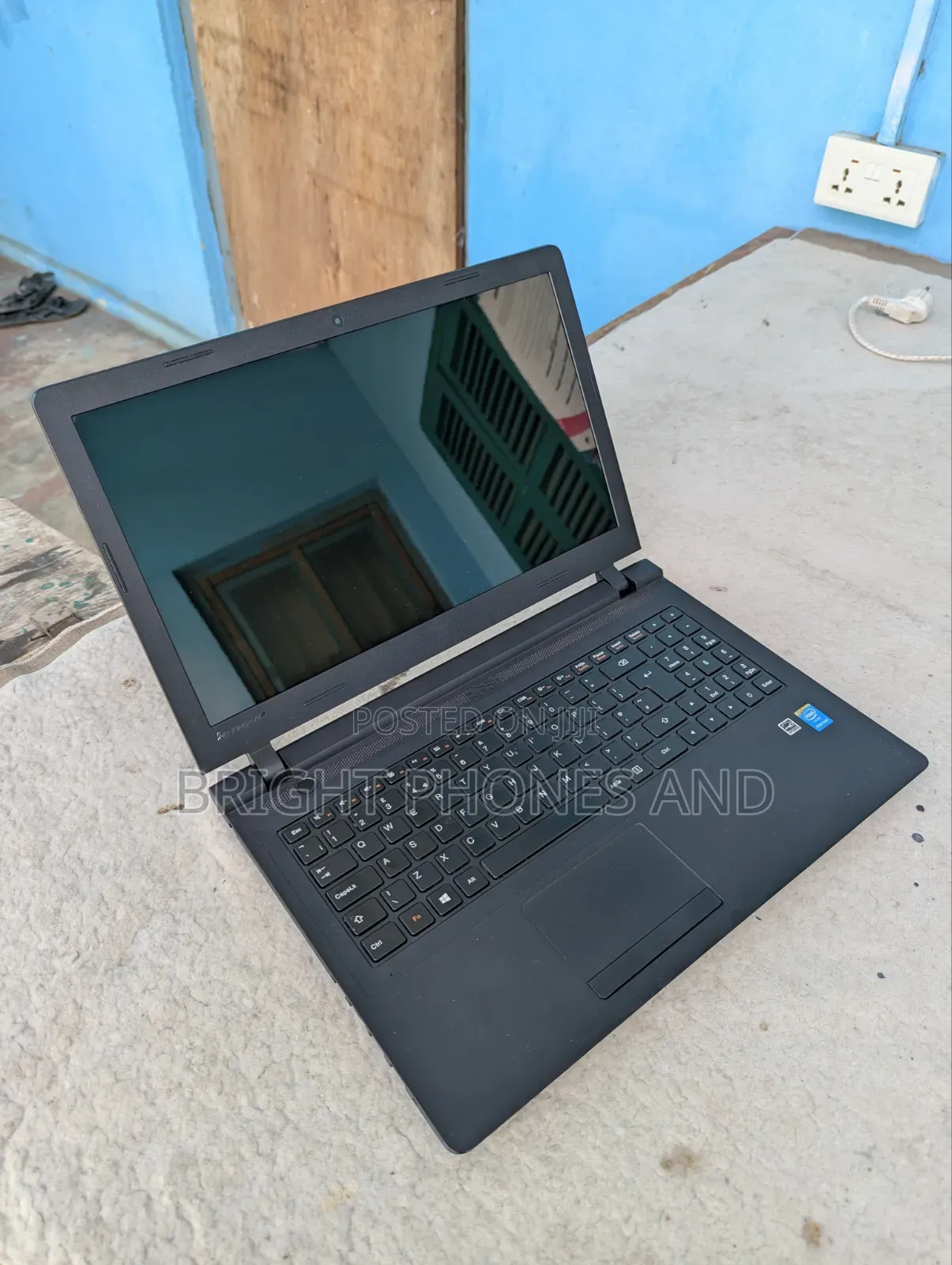 Laptop Lenovo IdeaPad 100 128GB Intel Core Ultra 5 HDD 1T
