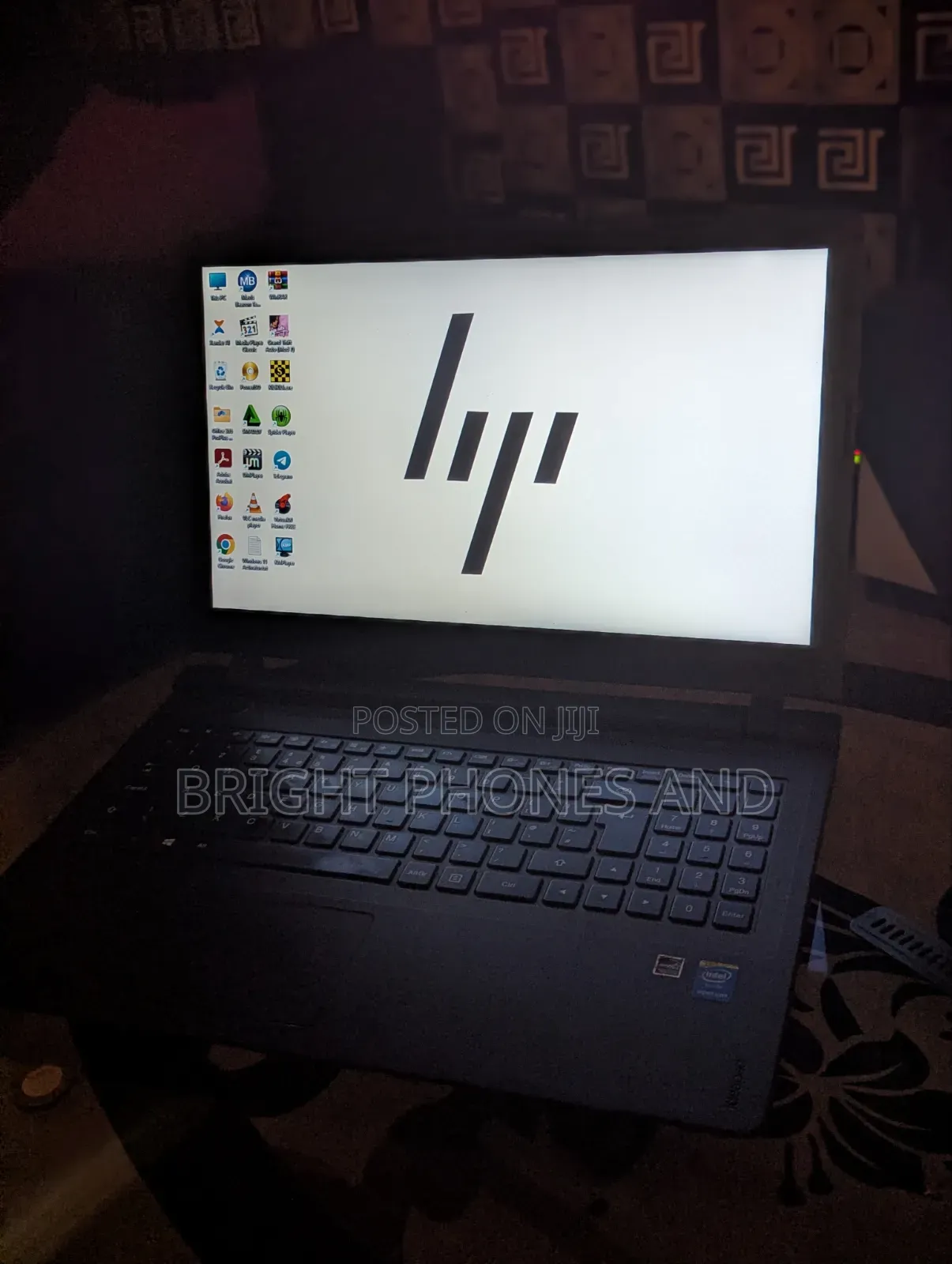Laptop Lenovo IdeaPad 100 128GB Intel Core Ultra 5 HDD 1T